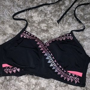 Women’s swimsuit top